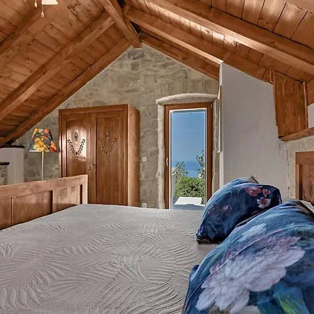 Suza Didova - Makarska Exklusiv *